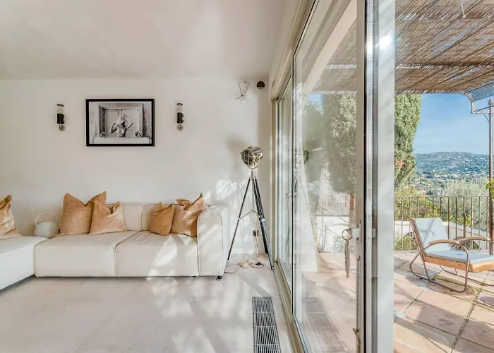 La M A Pramousquier Villa